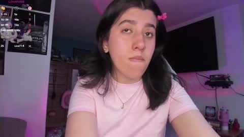 Snapshot of bunnyy09 chatting on 02-22-26, 07:01 Jess online show from 02-22-26, 07:01