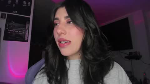 Snapshot of bunnyy09 chatting on 03-09-26, 12:58 Jess online show from 03-09-26, 12:58