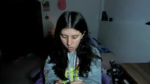 Snapshot of bunnyy09 chatting on 07-05-26, 03:56 Jess online show from 07-05-26, 03:56