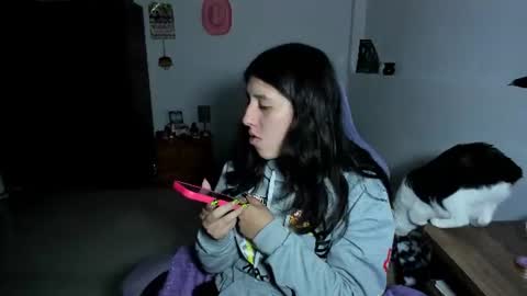Snapshot of bunnyy09 chatting on 07-05-26, 04:19 Jess online show from 07-05-26, 04:19