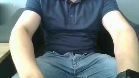 Snapshot of burak20x chatting on 09-26-25, 11:47 burak20x online show from 09-26-25, 11:47