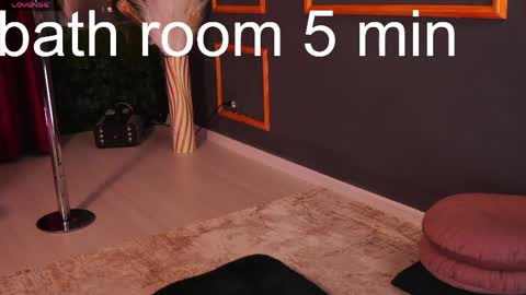 Emma online show from 04-18-26, 07:07