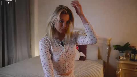 Jessica online show from 09-09-25, 03:11