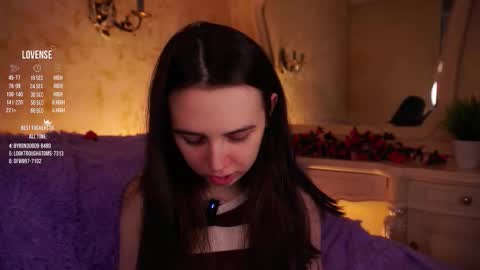 Jessica online show from 10-29-25, 03:20