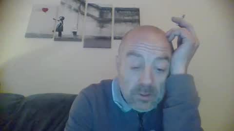 burnleyguy1977 online show from 12-21-24, 01:04