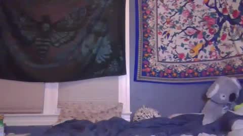 lilly online show from 02-06-25, 06:40