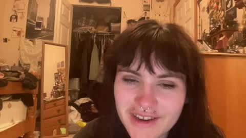 Snapshot of bushbabe3008 chatting on 07-03-26, 06:31 esme gray online show from 07-03-26, 06:31