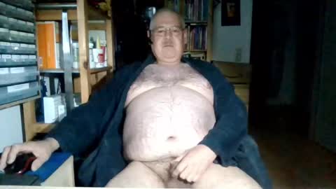 Snapshot of busibaer666 chatting on 05-17-26, 01:58 busi online show from 05-17-26, 01:58