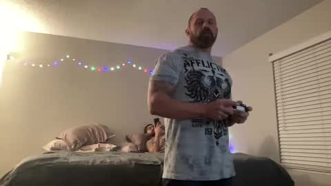 Snapshot of bustedsprockets chatting on 12-16-24, 04:13 Pocket Daddy cockring gaycouple cockring lovense daddy online show from 12-16-24, 04:13