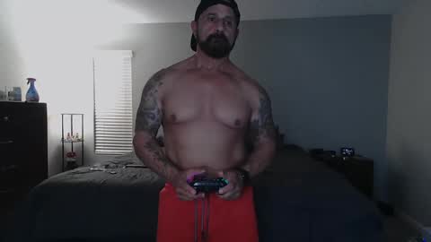 Snapshot of bustedsprockets chatting on 09-24-25, 06:39 Pocket Daddy cockring gaycouple cockring lovense daddy online show from 09-24-25, 06:39