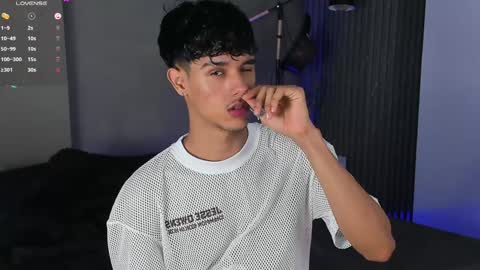 Snapshot of busterspinter chatting on 12-04-24, 06:44 Buster independent model online show from 12-04-24, 06:44