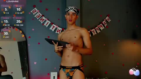 Snapshot of busterspinter chatting on 02-12-25, 10:24 Buster independent model online show from 02-12-25, 10:24