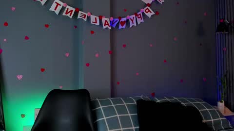 Snapshot of busterspinter chatting on 02-13-25, 05:05 Buster independent model online show from 02-13-25, 05:05