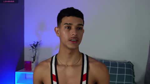 Snapshot of busterspinter chatting on 11-27-25, 05:59 Buster independent model online show from 11-27-25, 05:59