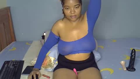 Snapshot of busty_kenzi chatting on 06-02-26, 03:30 busty kenzi online show from 06-02-26, 03:30