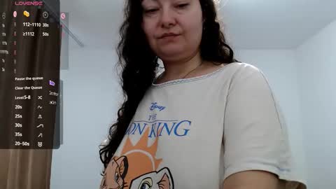 Emma online show from 11-23-25, 10:04