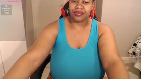 lisa online show from 09-22-25, 05:09