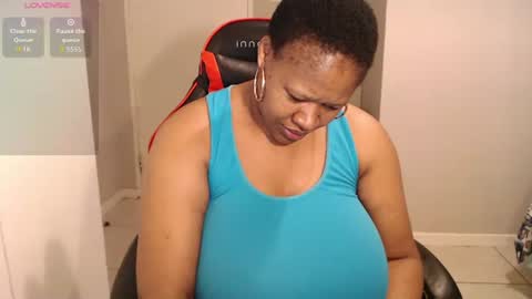 lisa online show from 12-14-25, 05:13