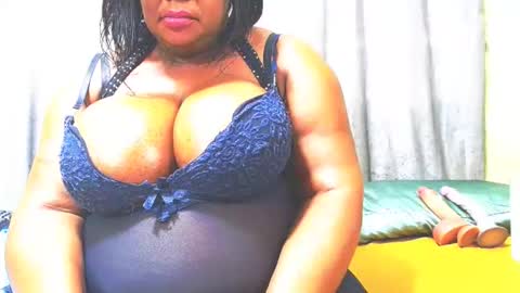 bustymaturestepmum online show from 04-23-26, 12:29