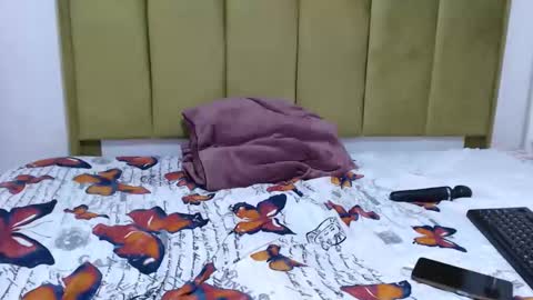 Snapshot of bustytessa37 chatting on 10-15-25, 03:12 bustytessa37 online show from 10-15-25, 03:12