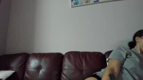 Snapshot of butter_pecanxoxo chatting on 09-30-25, 03:55 butter_pecanxoxo online show from 09-30-25, 03:55