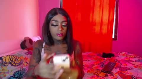 butterfly_rouse online show from 09-21-25, 06:31