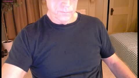 Miles online show from 10-21-25, 09:21