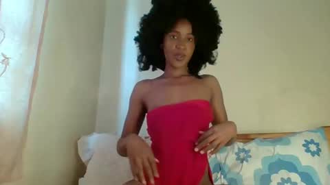 Snapshot of buttter_cup chatting on 10-13-25, 06:13 Claudia online show from 10-13-25, 06:13