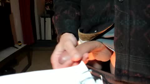 Snapshot of buttynomad chatting on 11-02-25, 05:21 buttynomad online show from 11-02-25, 05:21