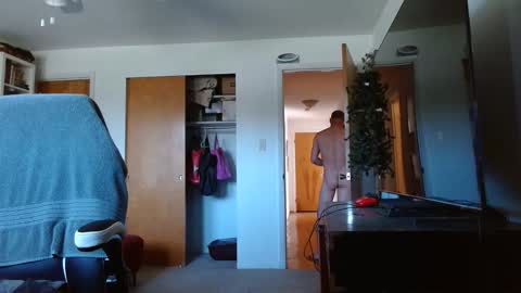 bwall1425 online show from 04-07-26, 07:36