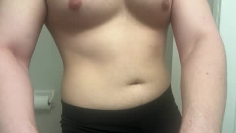Snapshot of bwc18fresh chatting on 04-15-26, 07:58 bwc18fresh online show from 04-15-26, 07:58