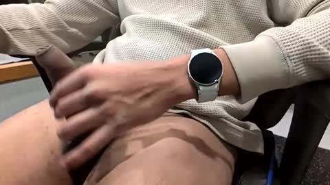 Snapshot of bwhatb chatting on 12-01-25, 08:03 bwhatb online show from 12-01-25, 08:03