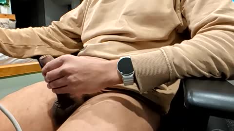 Snapshot of bwhatb chatting on 03-27-26, 09:14 bwhatb online show from 03-27-26, 09:14