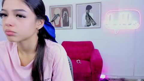 Snapshot of caaty7 chatting on 10-19-25, 07:36 Caaty online show from 10-19-25, 07:36