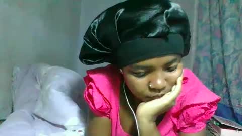 Snapshot of caella98 chatting on 04-17-26, 09:51 caella98 online show from 04-17-26, 09:51