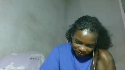 Snapshot of caella98 chatting on 04-18-26, 07:07 caella98 online show from 04-18-26, 07:07