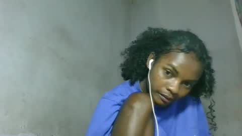 Snapshot of caella98 chatting on 04-18-26, 07:58 caella98 online show from 04-18-26, 07:58