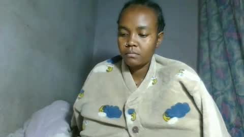 Snapshot of caella98 chatting on 04-21-26, 02:51 caella98 online show from 04-21-26, 02:51