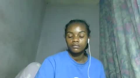 Snapshot of caella98 chatting on 04-29-26, 07:45 caella98 online show from 04-29-26, 07:45