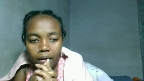 Snapshot of caella98 chatting on 04-29-26, 05:30 caella98 online show from 04-29-26, 05:30