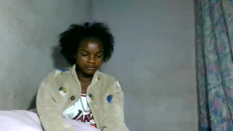 Snapshot of caella98 chatting on 05-09-26, 06:07 caella98 online show from 05-09-26, 06:07