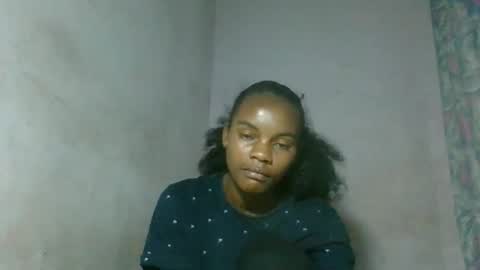 Snapshot of caella98 chatting on 05-13-26, 07:17 caella98 online show from 05-13-26, 07:17