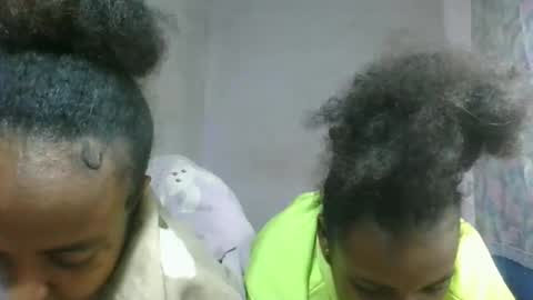 Snapshot of caella98 chatting on 05-14-26, 08:26 caella98 online show from 05-14-26, 08:26