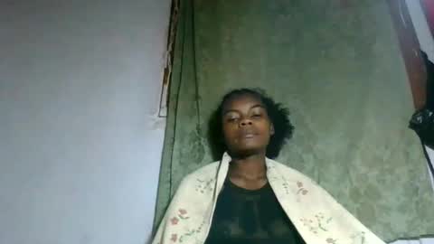 Snapshot of caella98 chatting on 05-28-26, 06:10 caella98 online show from 05-28-26, 06:10