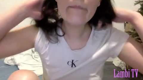 Snapshot of caffeinated_lamb chatting on 01-23-25, 07:29 Lamb online show from 01-23-25, 07:29