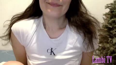 Snapshot of caffeinated_lamb chatting on 02-14-25, 07:23 Lamb online show from 02-14-25, 07:23