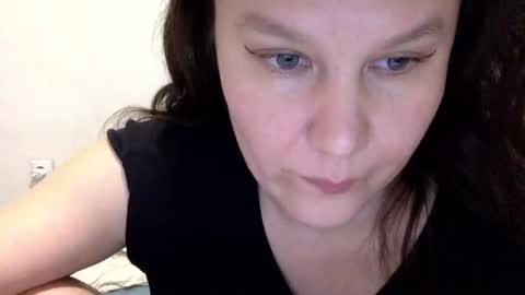 Snapshot of caffeinated_lamb chatting on 09-29-25, 06:02 Lamb online show from 09-29-25, 06:02