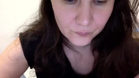 Snapshot of caffeinated_lamb chatting on 10-15-25, 06:08 Lamb online show from 10-15-25, 06:08