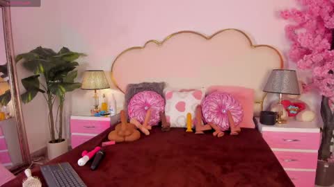 Cahitlin  online show from 04-21-26, 06:09