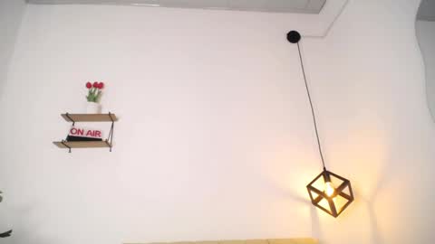 caidi_luz online show from 05-07-26, 04:56